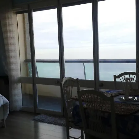 Face A La Apartment